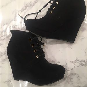 Suede ankle wedges