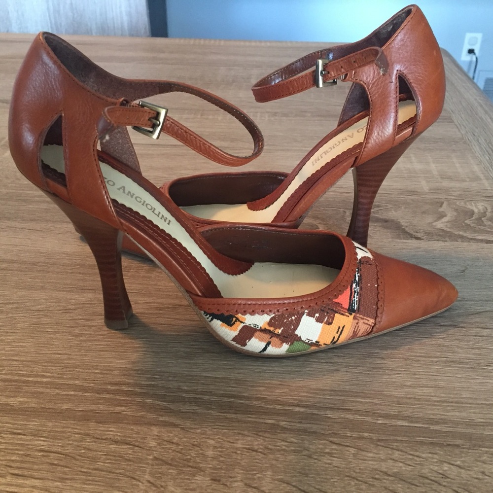 Enzo Angiolini camel colored leather