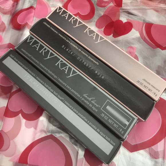 *Host Pick! 8.12.19* Mary Kay Black Mascara - Picture 2 of 2