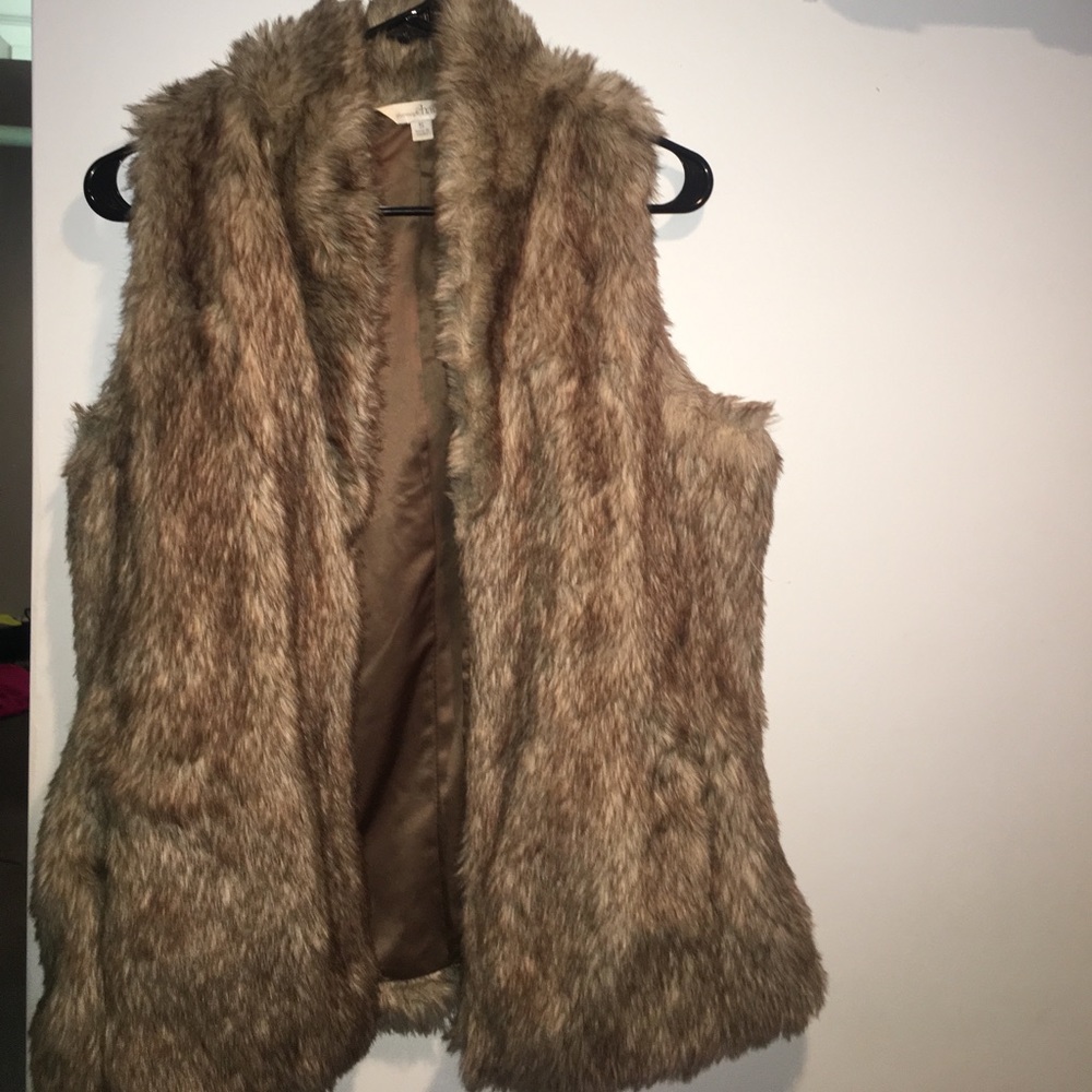 CHARMING CHARLIE FAUX FUR VEST