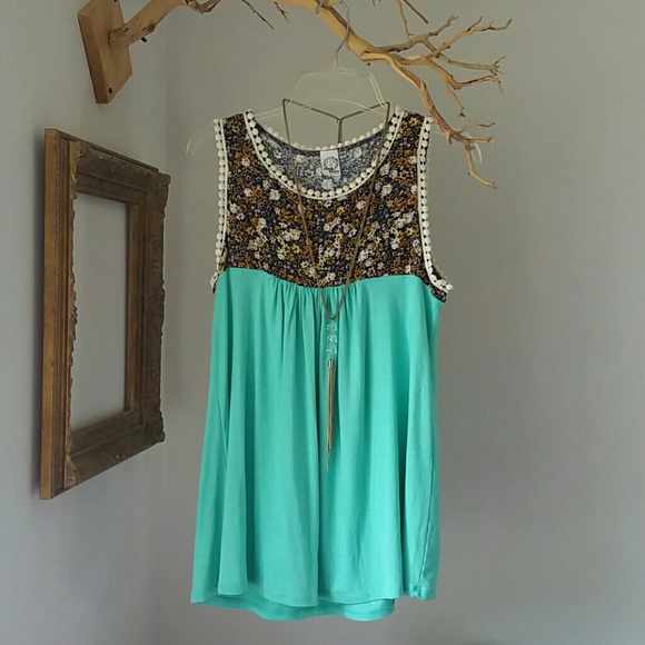 Sun & Moon Tops - Floral Boho Tunic