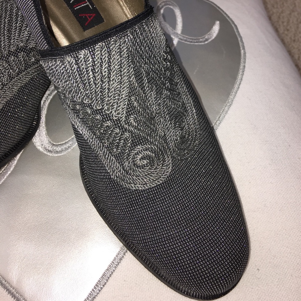 Prevents Classic Shoes