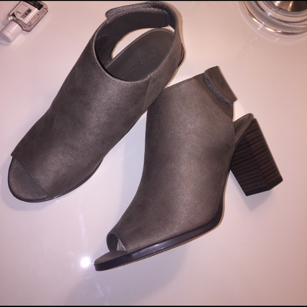 Open Toe Booties - Picture 2 of 3
