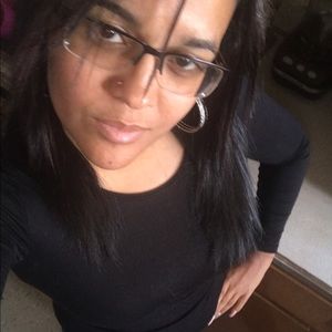 Meet your Posher, Ana