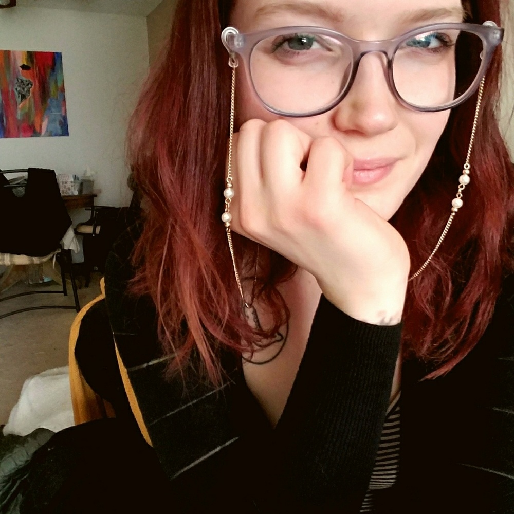 Meet your Posher, April