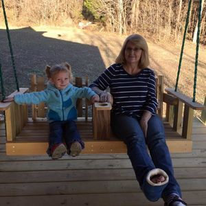 Meet your Posher, Debbie