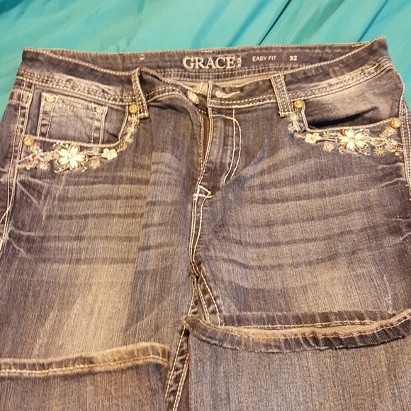 Jeans - Picture 2 of 3