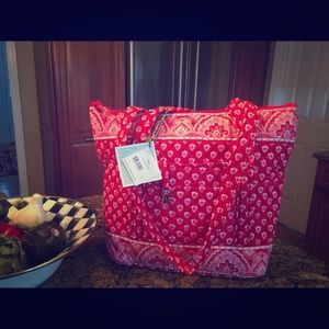 Vera Bradley Villager Bag. NWT
