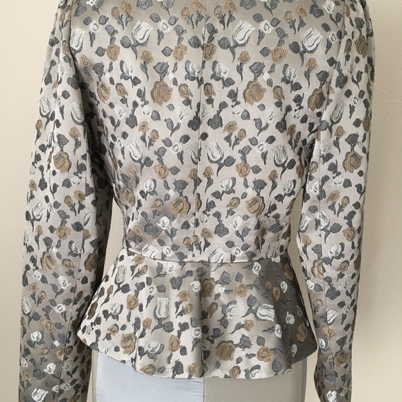 Armani Collezioni peplum jacket - Size 10. - Picture 3 of 6