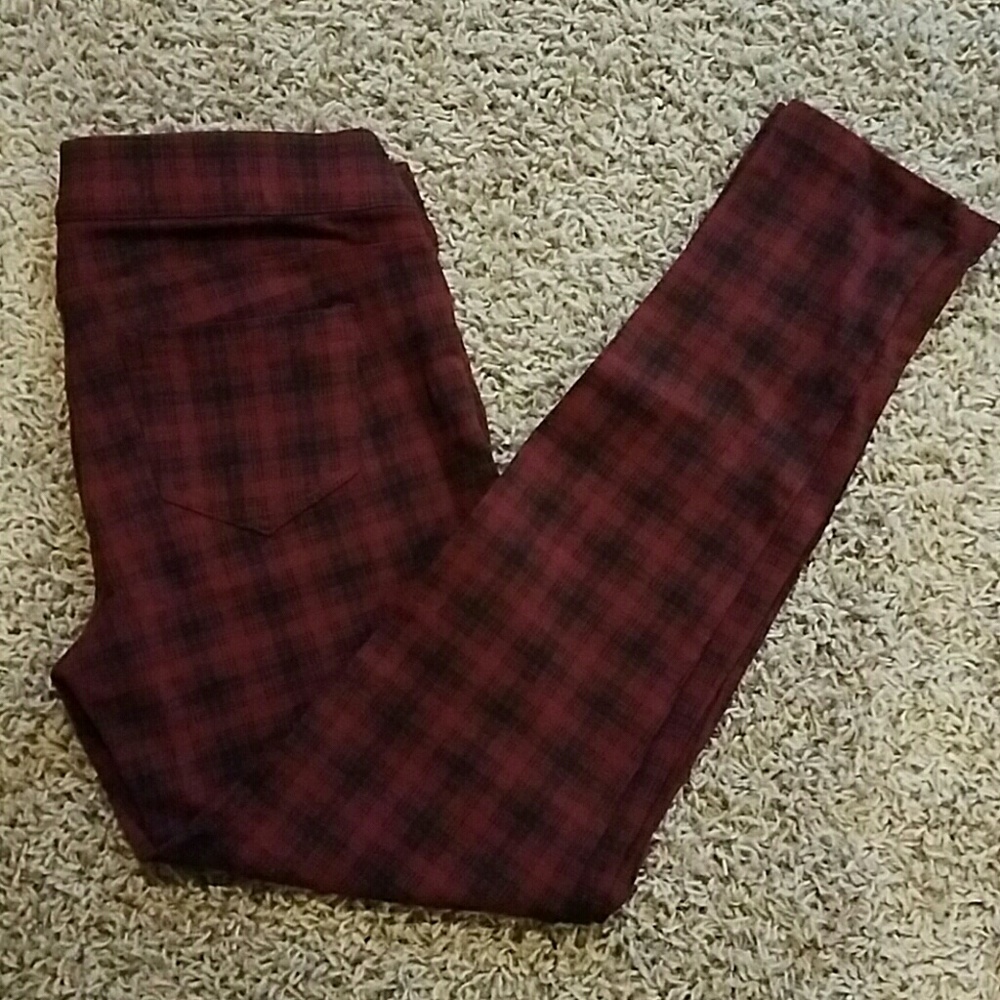 Red printed pants