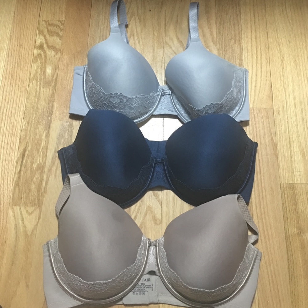 SOLD Vanity Fair 38D Bras