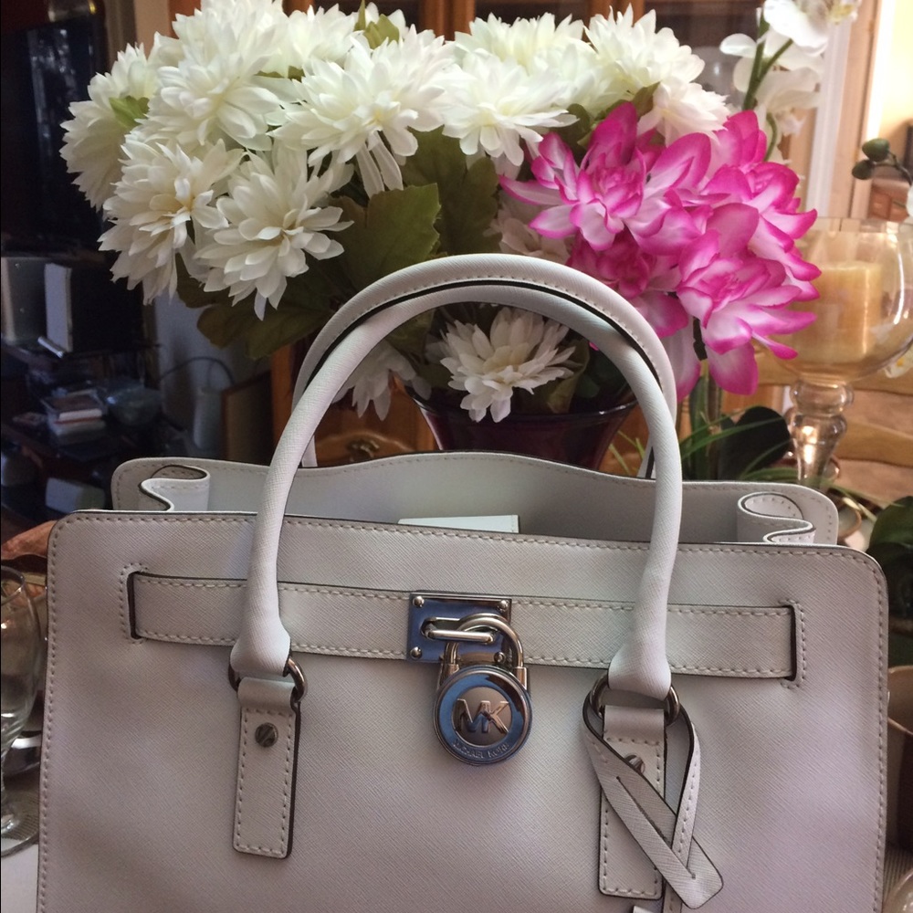 Michael Kors NWOT Hamilton