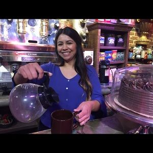 Meet your Posher, Melissa