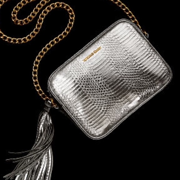 Victoria's Secret Fashion Show Crossbody Bag! 💕 - Picture 2 of 2