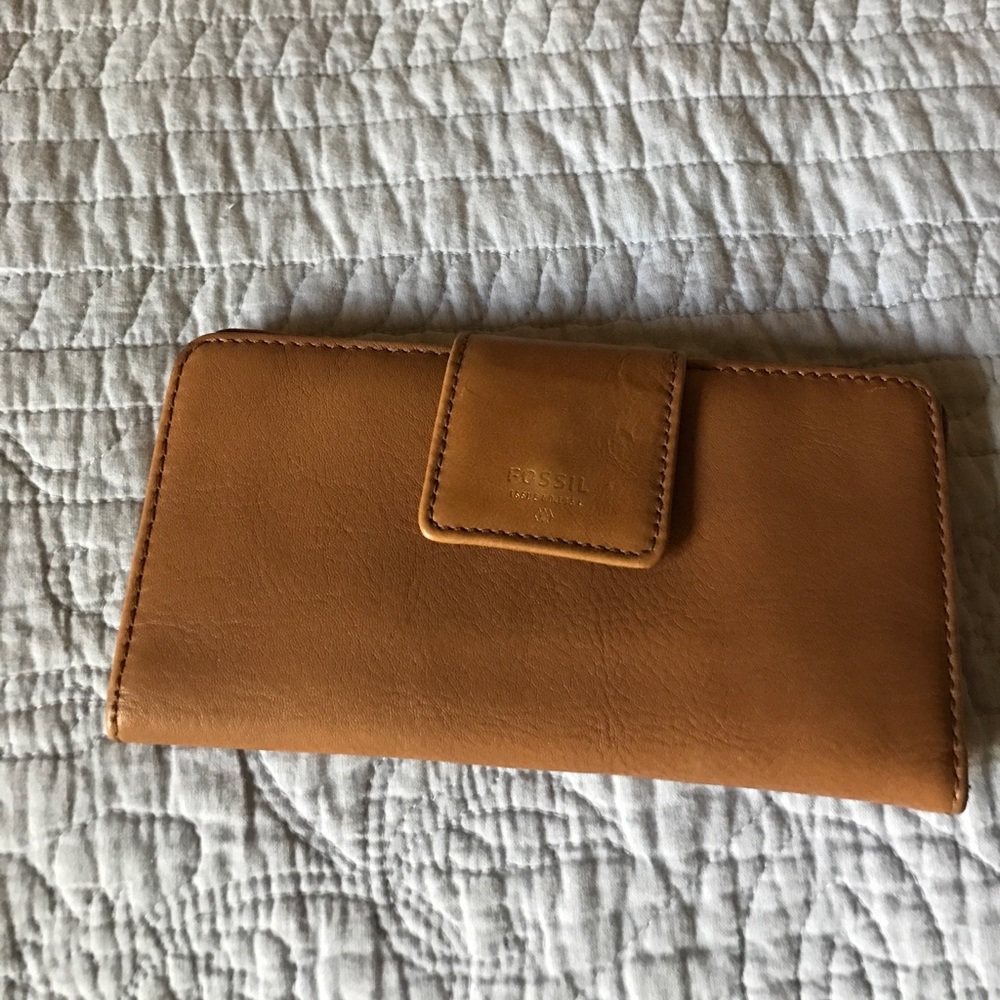 Fossil wallet
