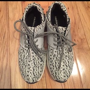 NEW Madden Girl Yeezy Sneakers 6.5