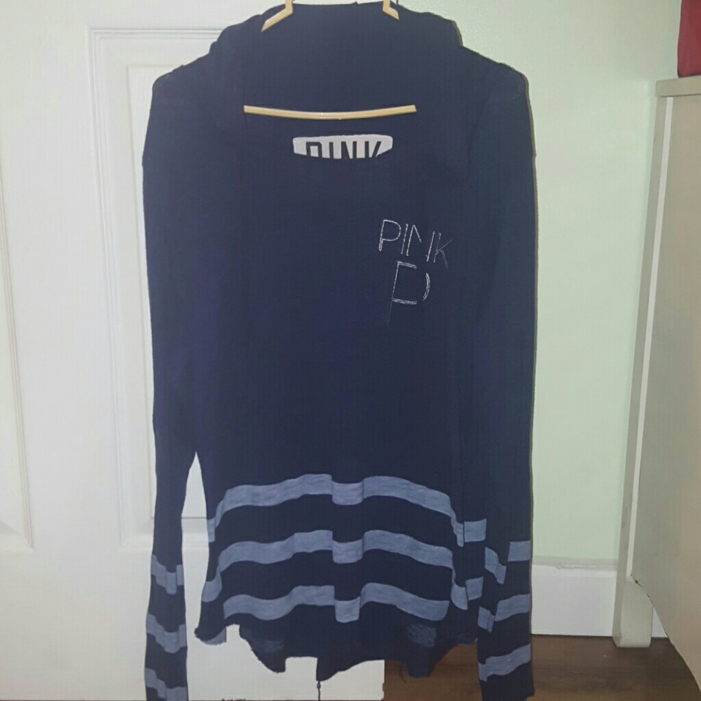 VS hooded long sleeve