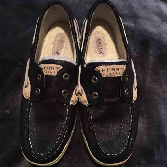 2 pair women's slip on Sperry's - Picture 2 of 4