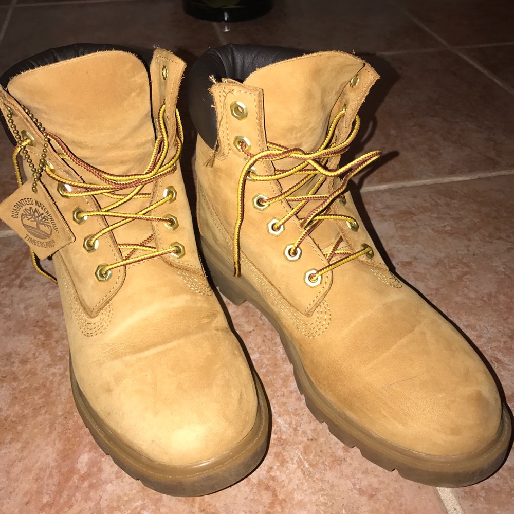 TIMBERLAND BOOTS