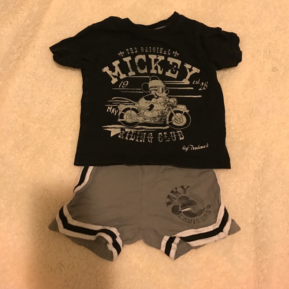 Disney boy Mickey set.