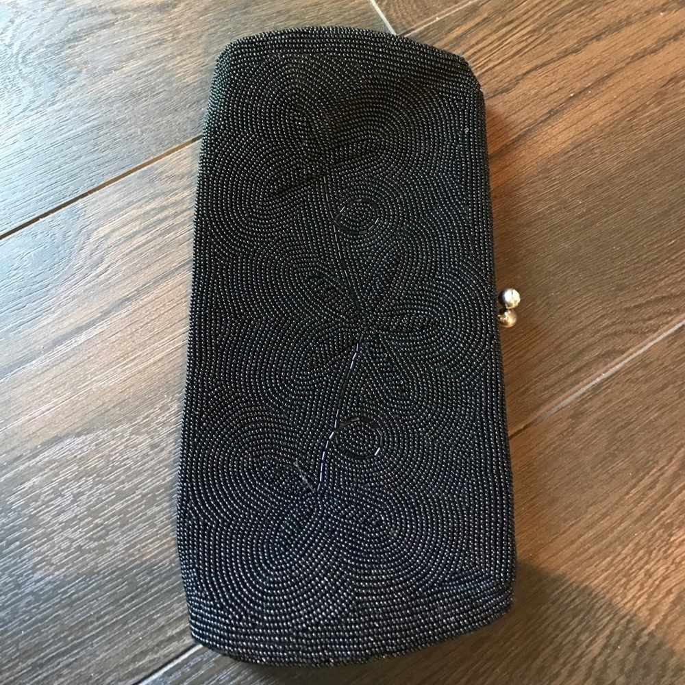 Black beaded vintage bag!