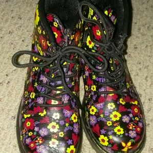 Dr Martin floral booties size 10