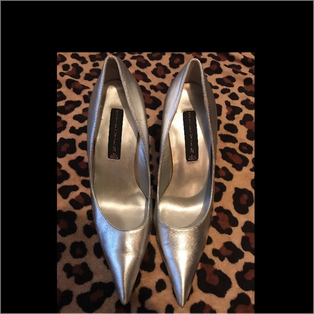 Steve Madden size 9 1/2 heels