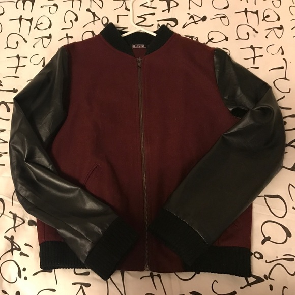 Light varsity jacket - Picture 3 of 4