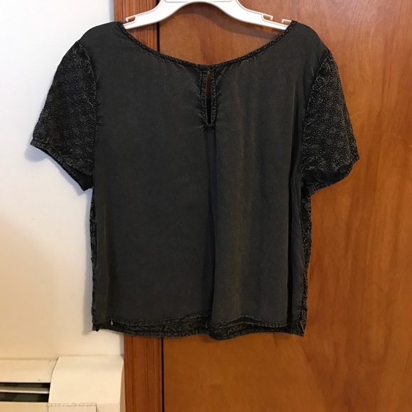 Top - Picture 2 of 2