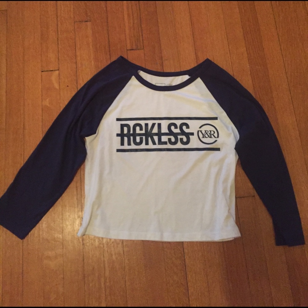 Half sleeve crop top