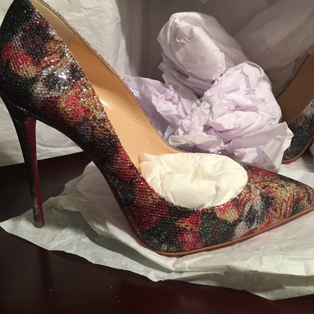 " SOLD" New Christian Louboutin Glitter Plume