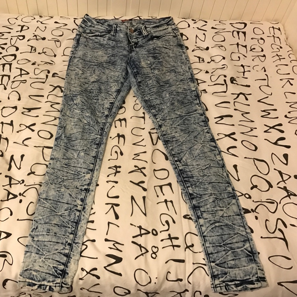 Light washed jeans