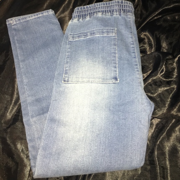 Joggers - Picture 3 of 3