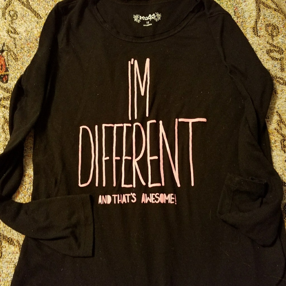 Long sleeve girls only worn once