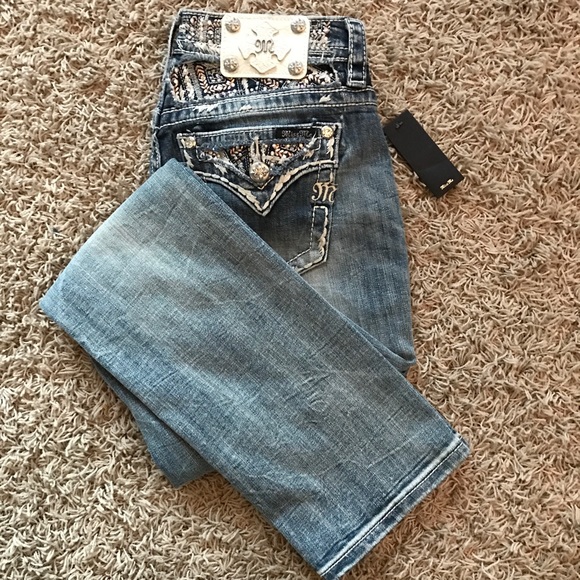 New Miss Me Mid-Rise Straight Embellished Jean - Picture 2 of 6