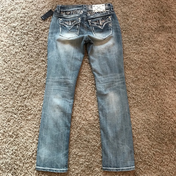 New Miss Me Mid-Rise Straight Embellished Jean - Picture 6 of 6