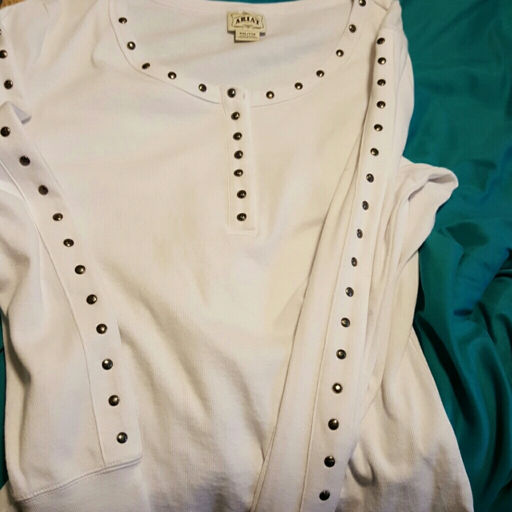 Ariat white long sleeved shirt.