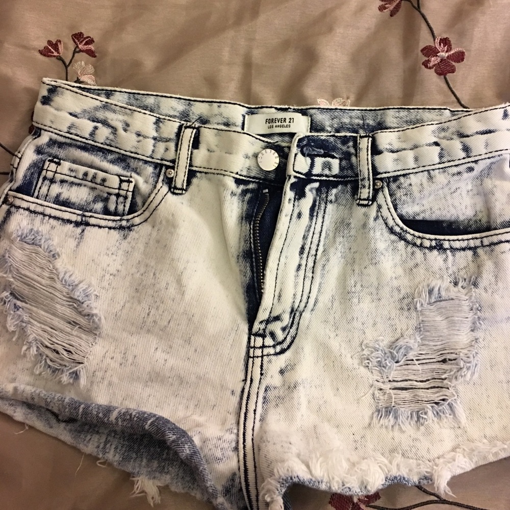 FOREVER 21 shorts