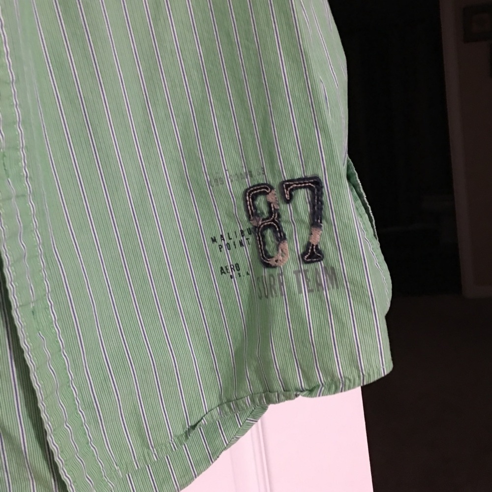 Men's button up - Picture 2 of 2