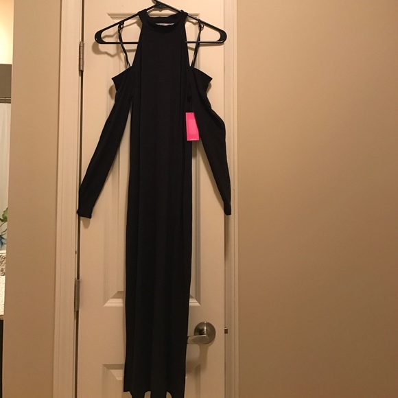 JustFab Cold Shoulder Midi Dress! - Picture 2 of 2