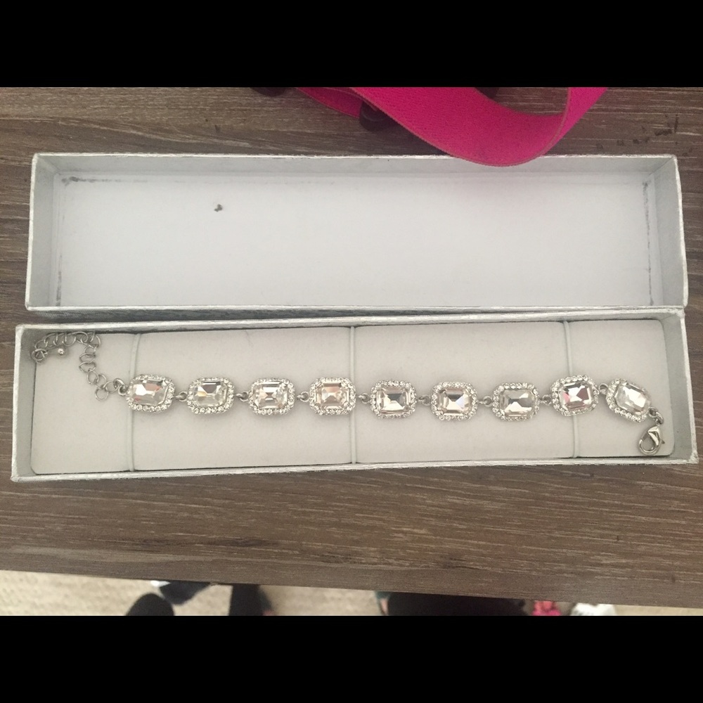 Bracelet