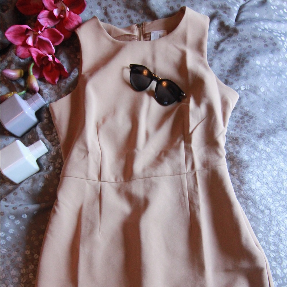 Camel fitted dress