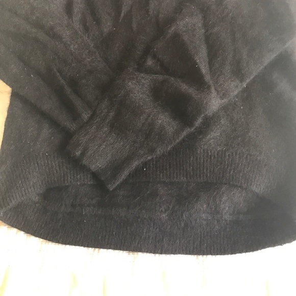 Sweater - Picture 3 of 4