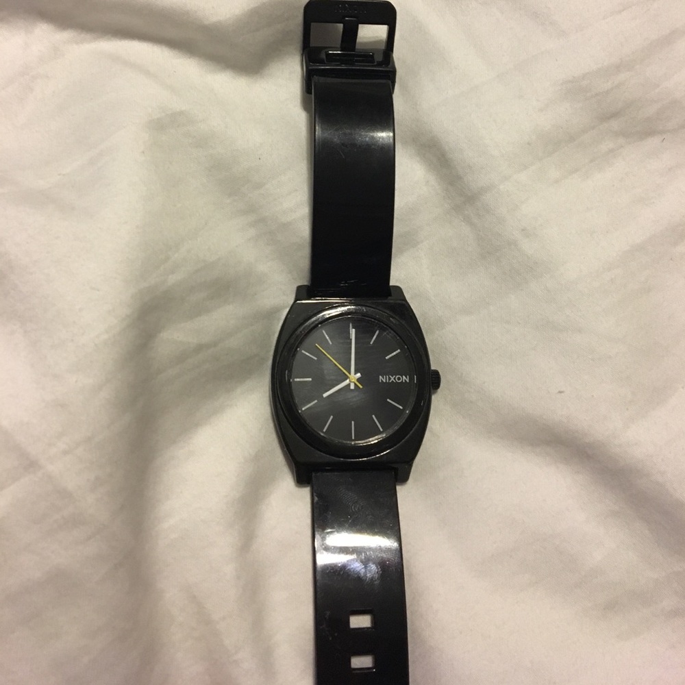 Nixon Time Teller Watch