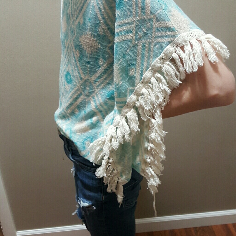 Girls Aztec Shirt - Picture 4 of 4