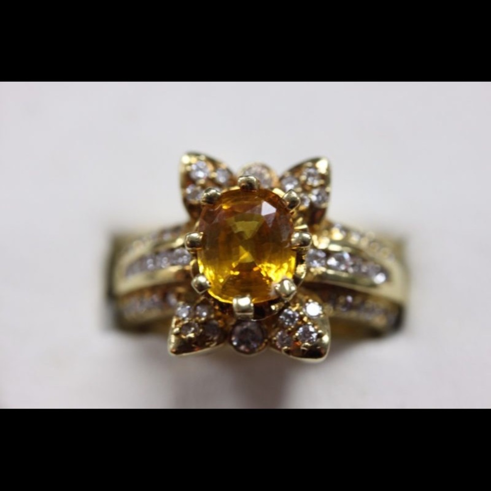 Sapphire And Diamond 18K Yellow Gold Ring