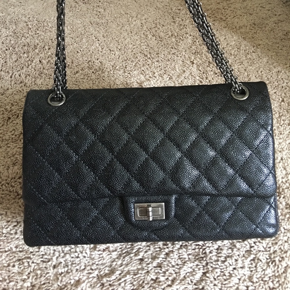 ❌SOLD❌ Authentic Chanel Reissue 2.55 Size 226