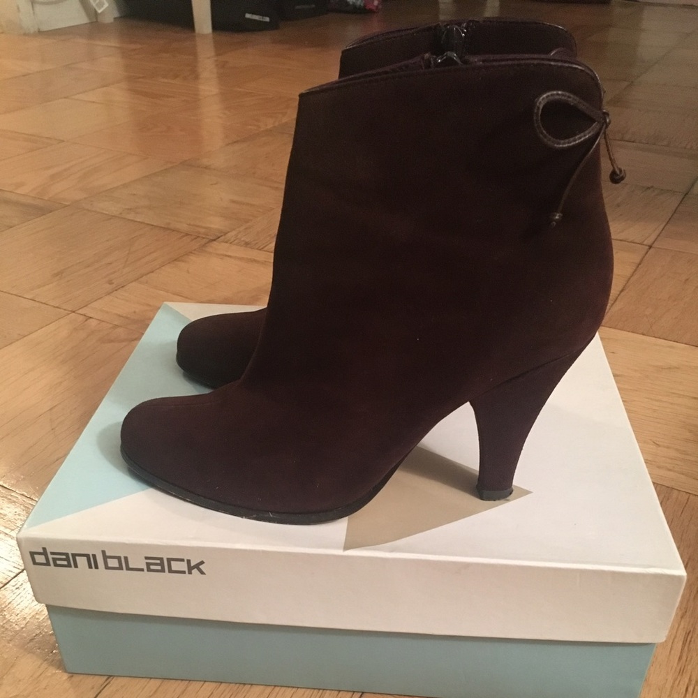 Dani Black Brown Suede Booties