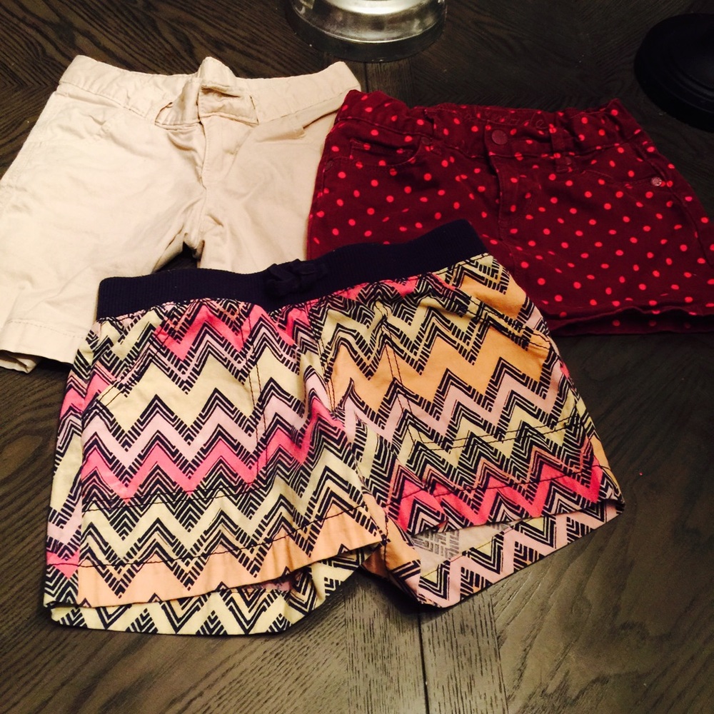 3 pic girls lot or bundle