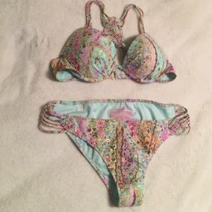 VS Bikini